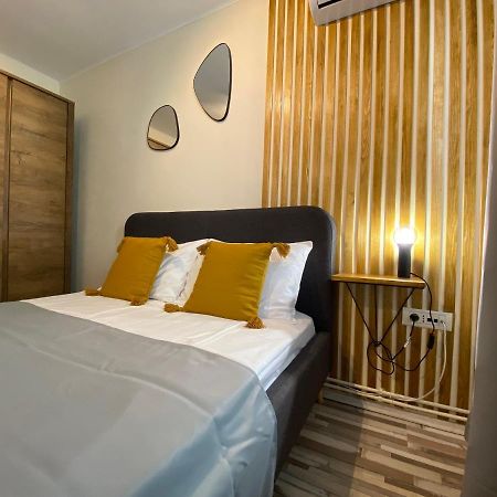 Urseni Studio Apartment ทิมิชัวรา ภายนอก รูปภาพ
