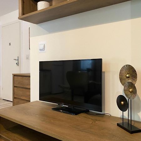 Urseni Studio Apartment ทิมิชัวรา ภายนอก รูปภาพ