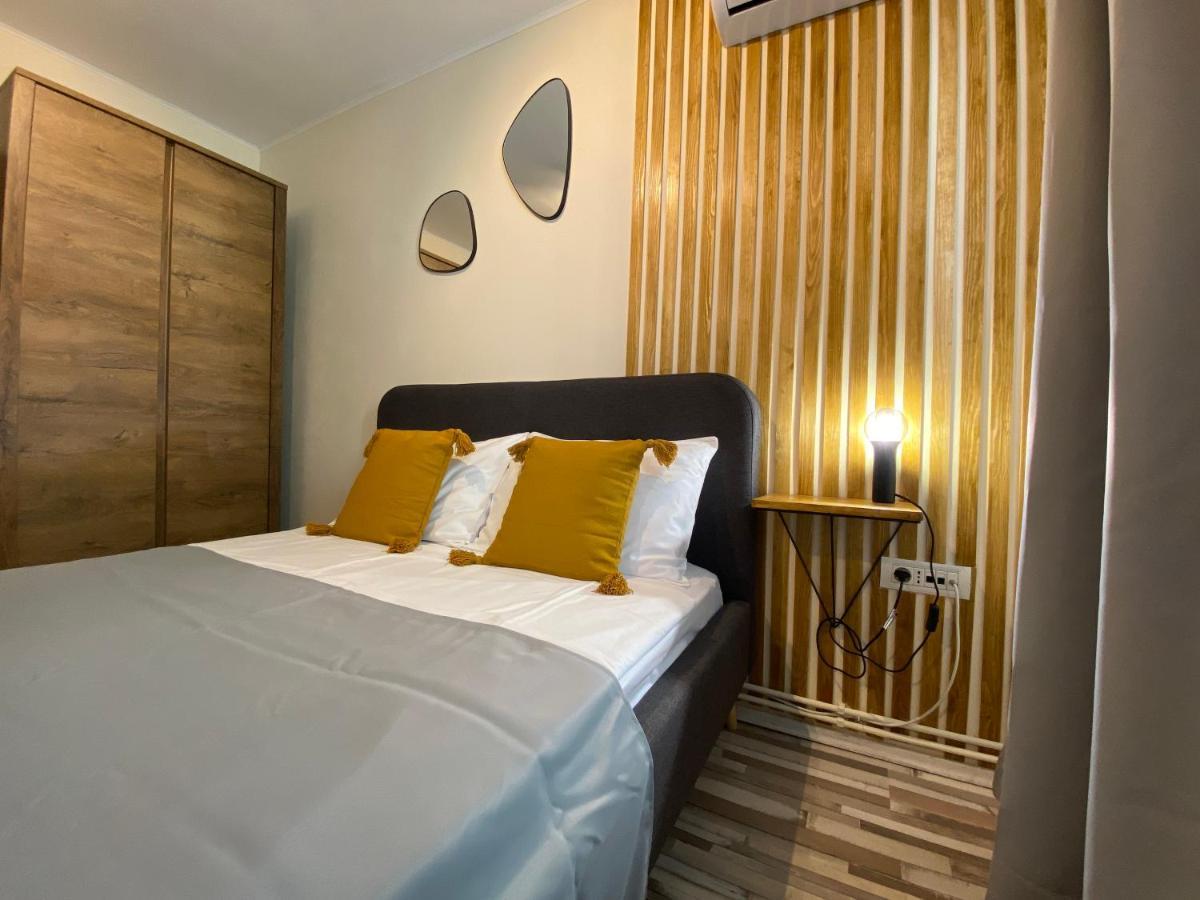 Urseni Studio Apartment ทิมิชัวรา ภายนอก รูปภาพ