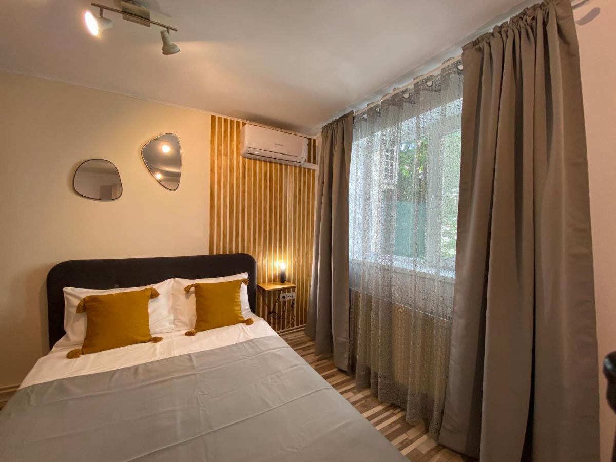 Urseni Studio Apartment ทิมิชัวรา ภายนอก รูปภาพ