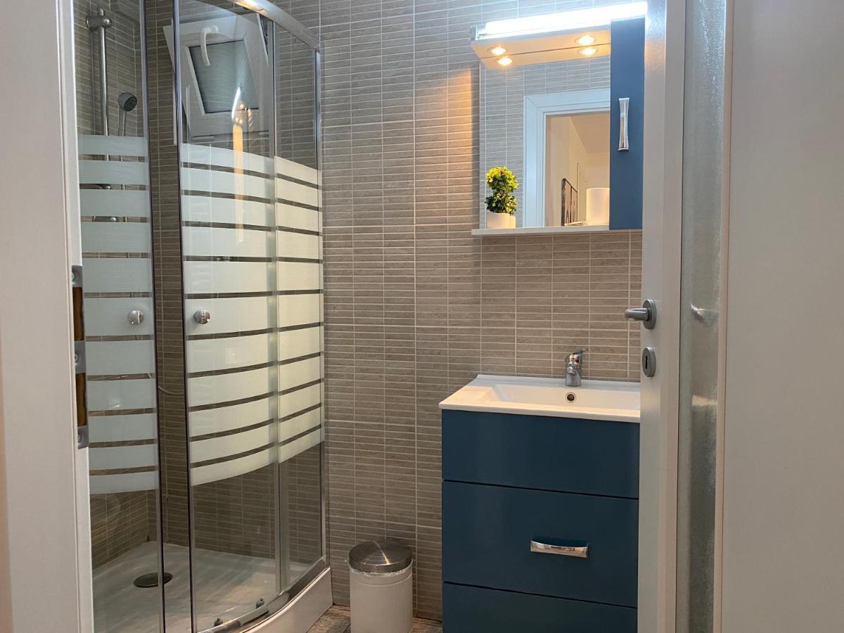 Urseni Studio Apartment ทิมิชัวรา ภายนอก รูปภาพ